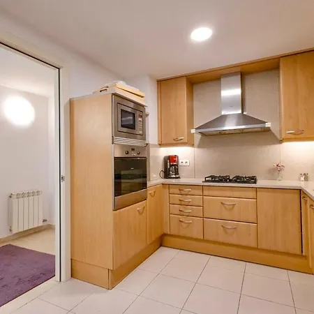 Appartement For 6, Spacious And Bright In Bonanova Barcelone
